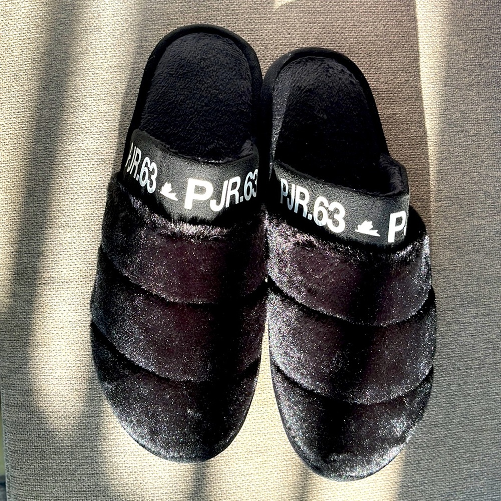 Pajar Stevie faux fur lined slides